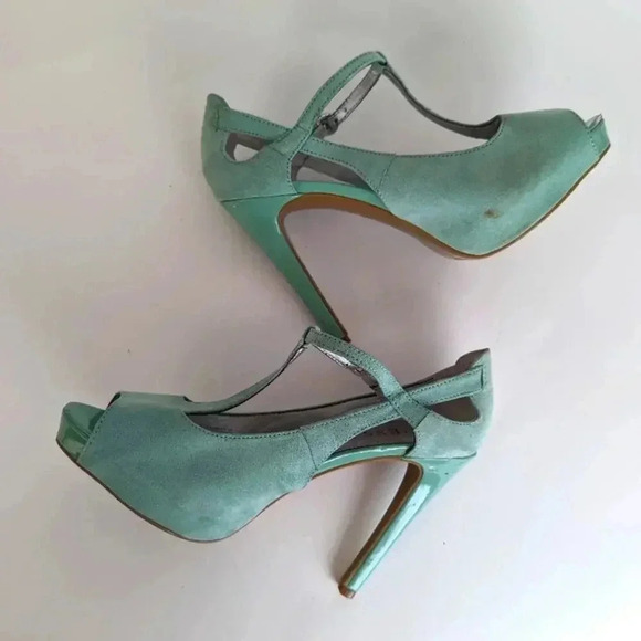 Guess Mary Jane Tiffany Blue Platform Heels - 7.5 - Picture 10 of 11